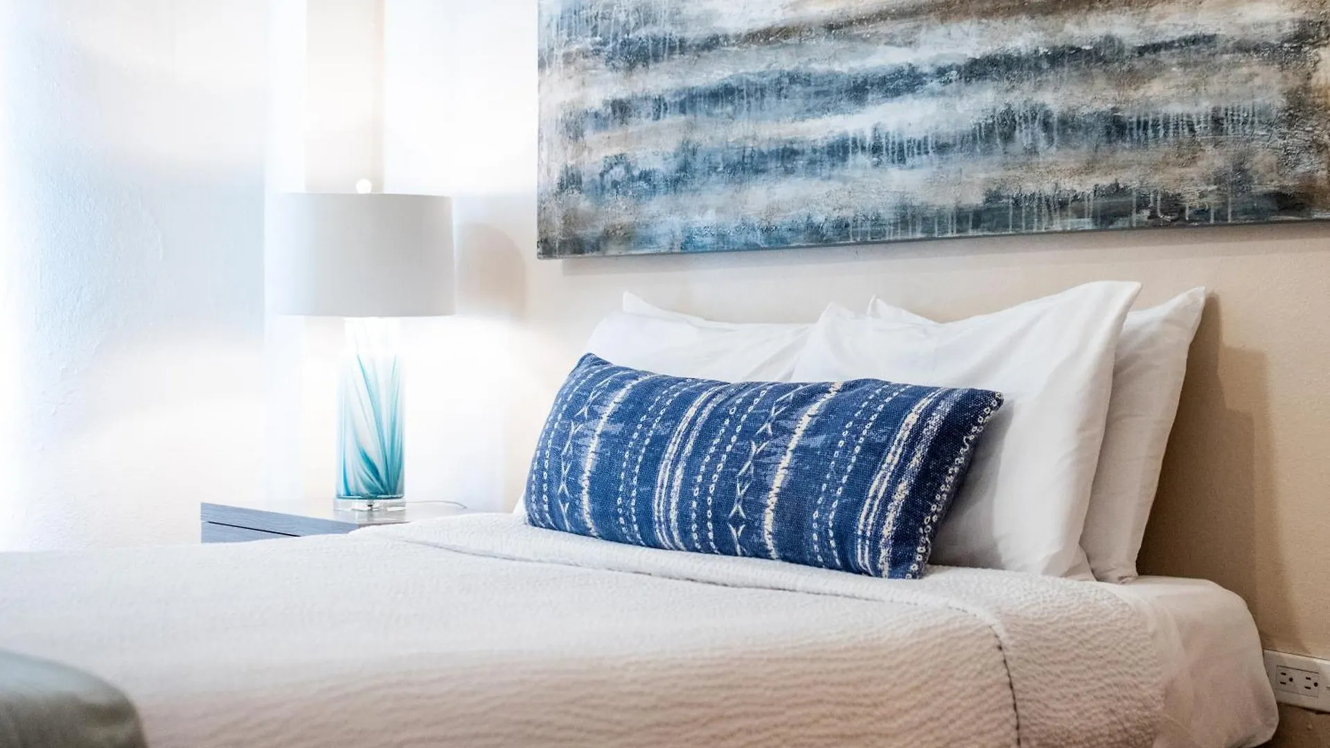 La Mona Loiza Apartment Complex By Stay With Bear San Juan Hotel